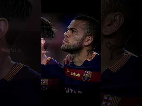 Minute of silence ruined by fans insulting Ronaldo..💔 #ronaldo #barcelona #realmadrid #clasico #2016