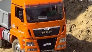 preview picture of video 'Scale Construction Work / RC TRUCK / Brzeziny 2013'
