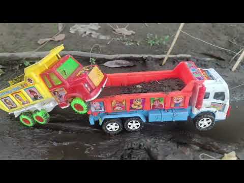 Crane, JCB Excavator rescue heavy truck, find car toy stuck in mud - Construction vehicles for kids