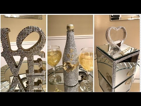 image-What are traditional Valentine's Day gifts?