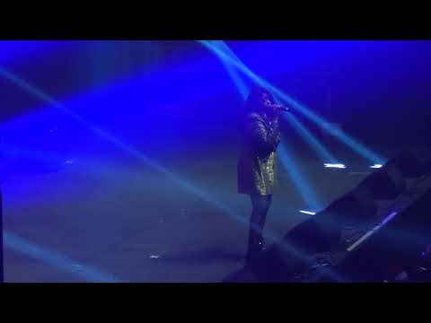 ROBIN  S.  SHOW  ME  LOVE  18.12.2019; We Love The 90's - The SSE Arena, Wembley.