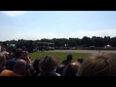 Dodge Challenger Burnout US Cars Girbinger