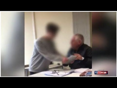 Proposta la bocciatura per i bulli della scuola di Lucca