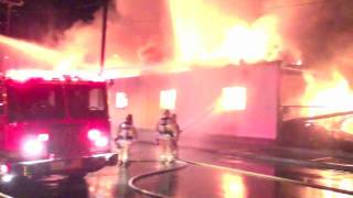 preview picture of video 'LACountyFD / South El Monte Furniture Factory Blaze'