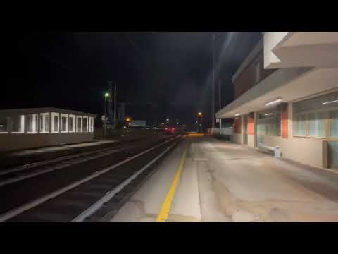 REG 12296 Savona Ventimiglia in transito alla stazione di Quiliano Vado Ligure