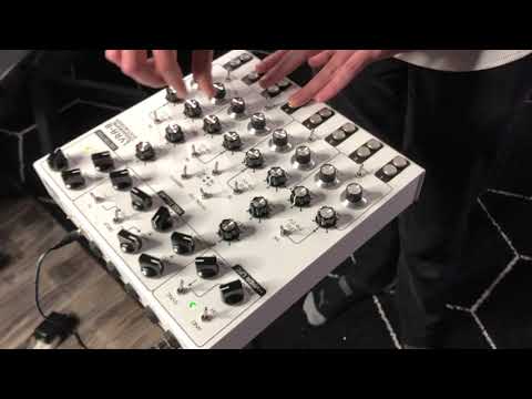 SOMA LYRA-8 // Blade Runner inspired soundscape