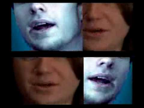 rojitas las orejas extremoduro y fito