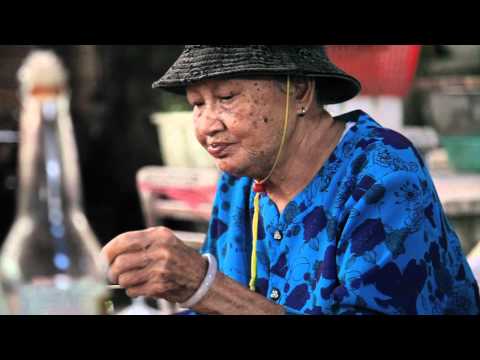 Anne-Flore Marxer / Land of the rising surf / Episode 2