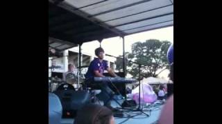 Tim Halperin She Runs