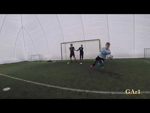 Goalkeeper training U17