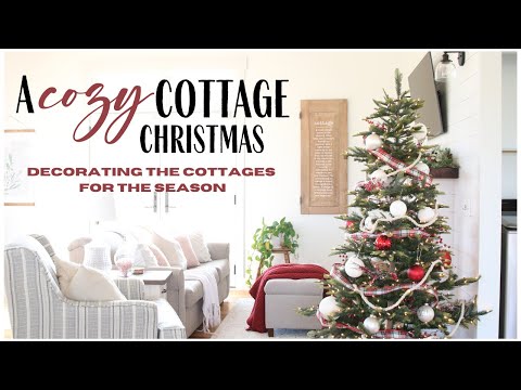 Cottage Style Christmas ~ Cozy Christmas Decor~Decorating Cottages for Christmas~Farmhouse Christmas