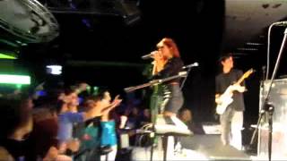 Nina Pušlar - Slečeno srce live