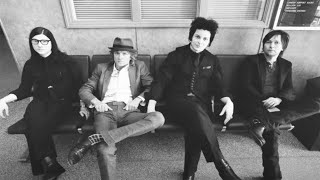 The Raconteurs - Hold Up: Photo Montage