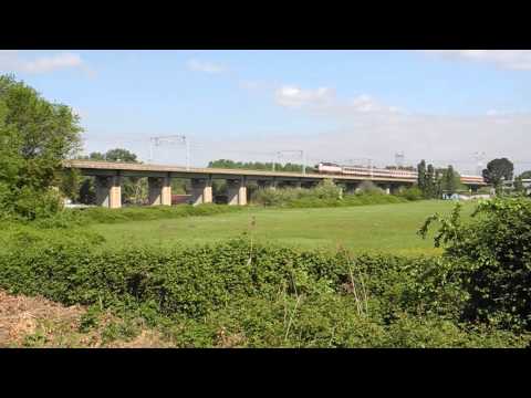 EN 235 con E402B "FrecciaBianca" (Settebagni)