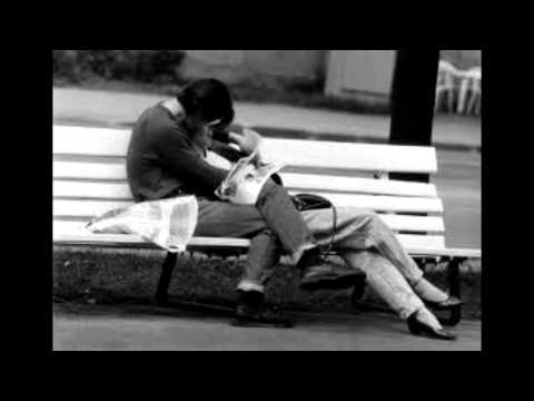 Dezi Boyd - Please Don' t Close the Door