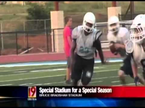 West Rusk Opens in New Football Stadium – Whitehouse Coach McFarlin