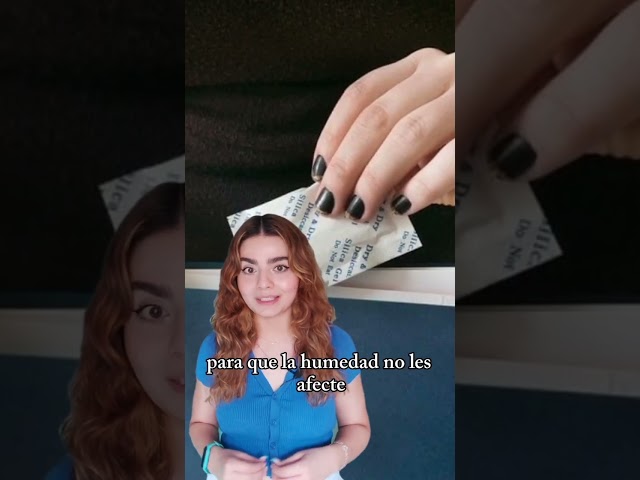 Vídeo relacionado con 100 Silica gel bolsitas 1g, Gel de Sílice Deshumidificador Desecante, Bolsas de Silice Antihumedad, Bolsas De Gel De SíLice Sachets Desecante para Deshumidificar Ropa, Comida