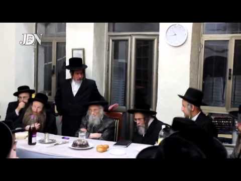 R' Tuvia Weiss Gava"d Yerushalayim Attending Yahrtzeit Of The Skulener Rebbe Zt"l - 5774