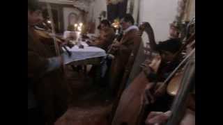 preview picture of video 'Semana Santa en Pararin'