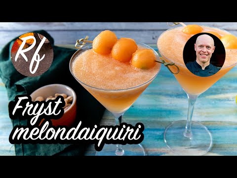 Fryst melondaiquiri eller Frozen Melon Daiquiri är en fryst slushig cocktail som mixas av fruktig melon, is, ljus rom, färskpressad lime samt sockerlag. >