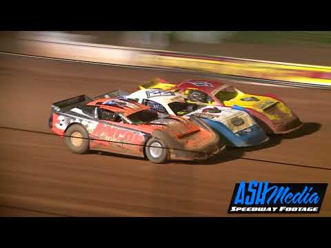 Super Sedans: Williams, Wicks, Christensen Crash - Valvoline Raceway