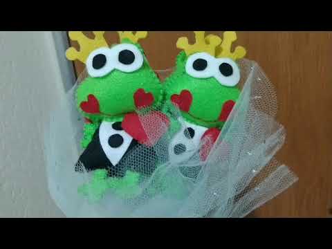 BUQUÊ DE SAPINHOS EM FELTRO