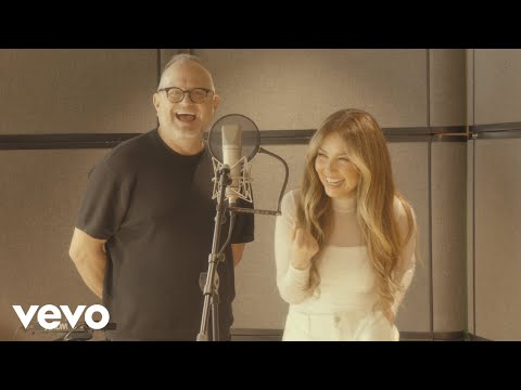 Videoclip de Nació la Luz — Thalia