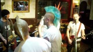 Crash Course UK Subs covers band--Left for dead