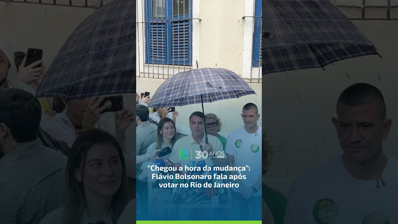 “Chegou a hora da mudança”: Flávio Bolsonaro fala após votar no Rio de Janeiro