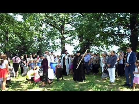 Vrancea Media TV: Slujbă religioasă la Mănăstirea Trotuşanu