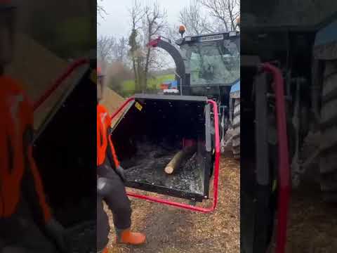 Farmi Forest CH18 Manual Feed 7" Woodchipper - Image 2