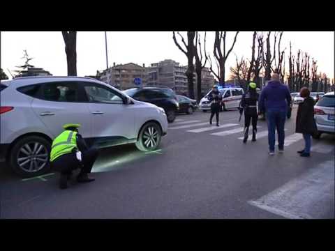 2017-02-20 PRATO - GRAVE COPPIA DI ANZIANI INVESTITA IN VIA FIRENZE