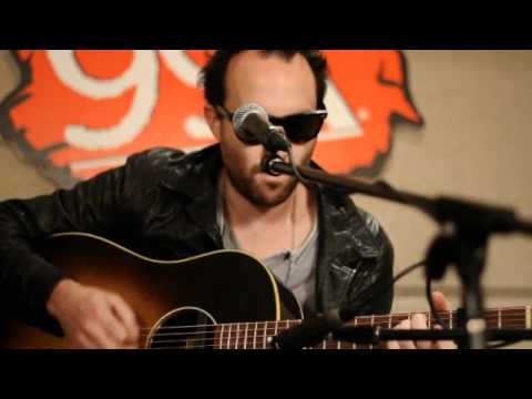 99X Live X Metric "Help I'm Alive" 10-29-10