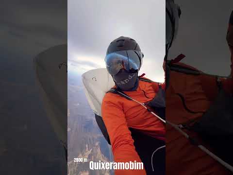 Voando em cima de Quixeramobim a 2800 metros centro do Ceará