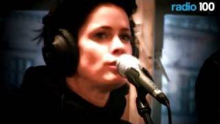 AQUA - Playmate to Jesus akustisk på Radio 100