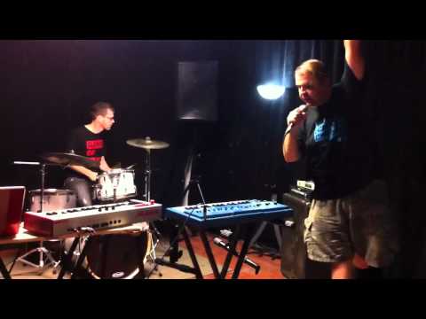 !Bang Elektronika - Der Mussolini