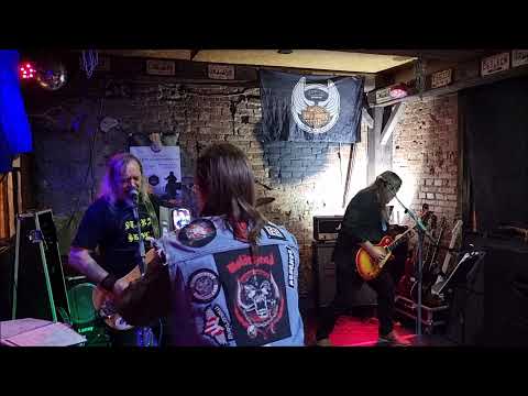 Stará škola - Moto Garáž sestřih (od místa zvukaře)