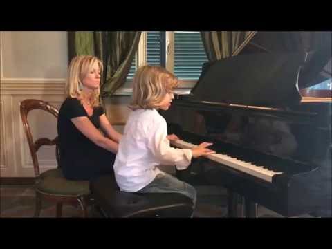 Elijah 6 anni suona di Prokofiev tarantella