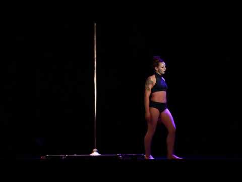 Blue Heart Pole Battle 2019 Léa