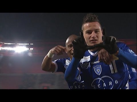 Fantastic rush and goal from Thauvin in Ligue 1 / 2012-13