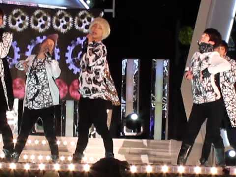 AA - Because I'm Crazy ( live) 102811