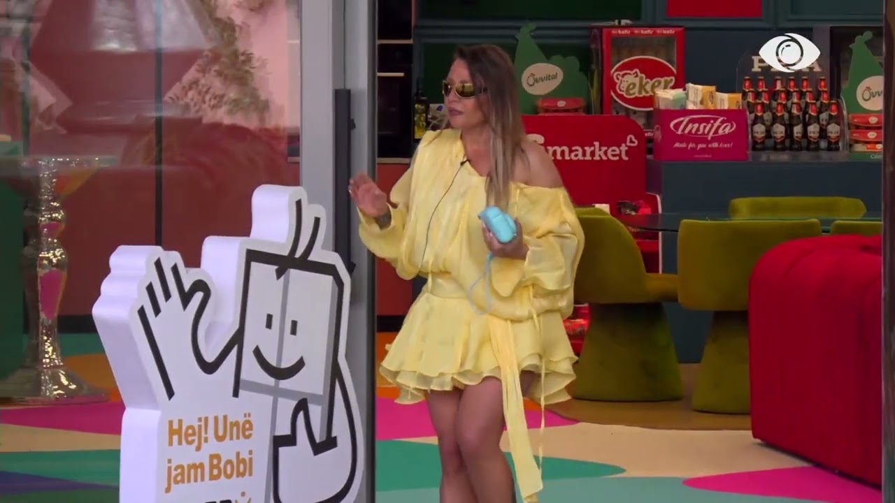 Je nga ata persona që jashtë nuk kam.../ Vijon debati Gerta-Rozana: Profesionet i ke me diplomë