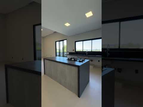 Casa de Alto Padrão à Venda em Bragança Paulista