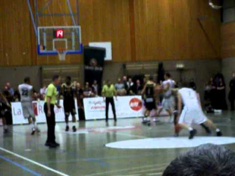 BG Leitershofen vs. Weißenhorn am 8. Januar 2010, man of the match:Dominik Veney