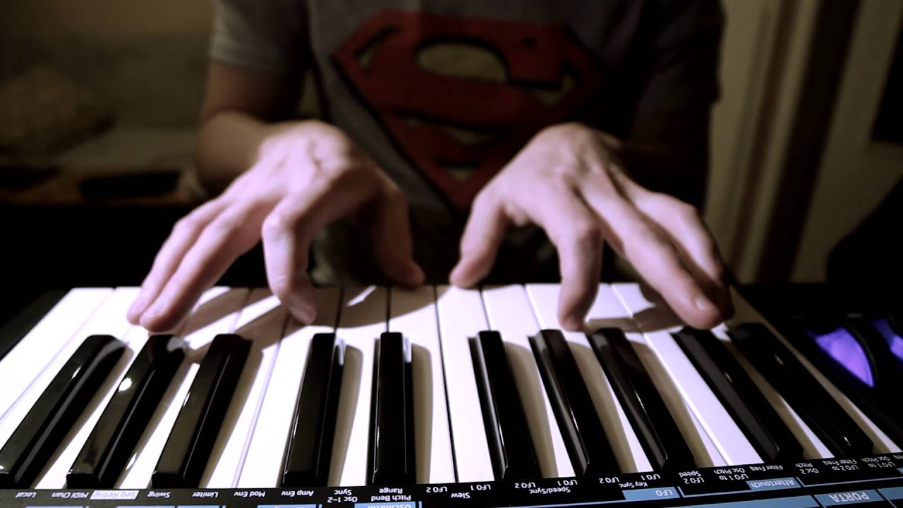 Novation Bass Station 2 Demo