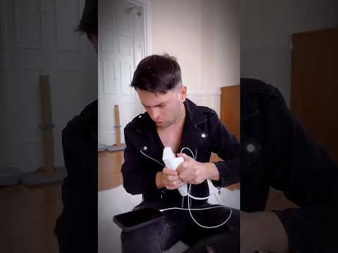 What To Do if Your PHONE doesn’t CHARGE⚡️📲 😎 #shorts