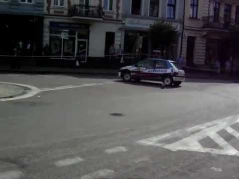 16 Rajd Brodnicki 2012-start na Rynku 5