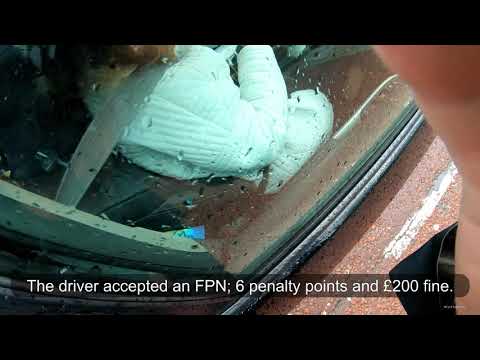 Don't use your phone, even in queuing traffic - LP59KKM