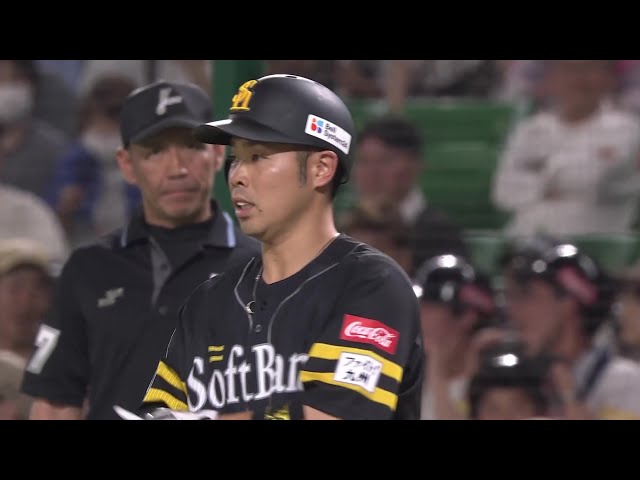 【5回裏】追いついた!! ホークス・近藤健介 一二塁間を抜けた打球は同点タイムリーヒットに!! 2025年6月10日 福岡ソフトバンクホークス 対 読売ジャイアンツ