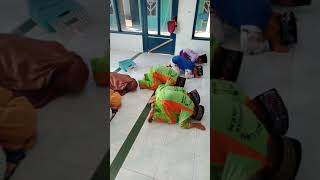 Download lagu Praktek sholat mp3 Download lagu Praktek sholat mp3